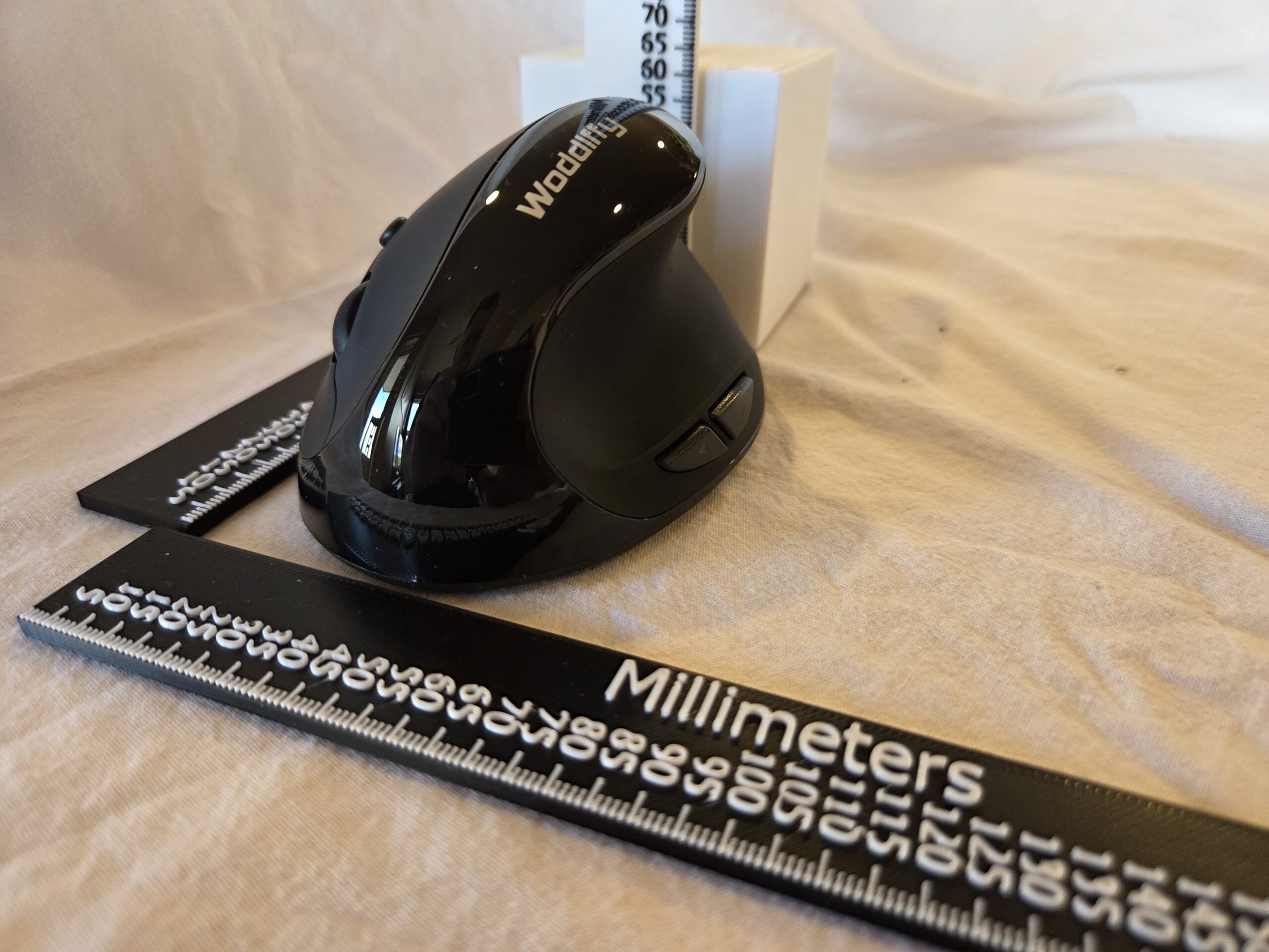 Vistvæn lóðrétt þráðlaus mús