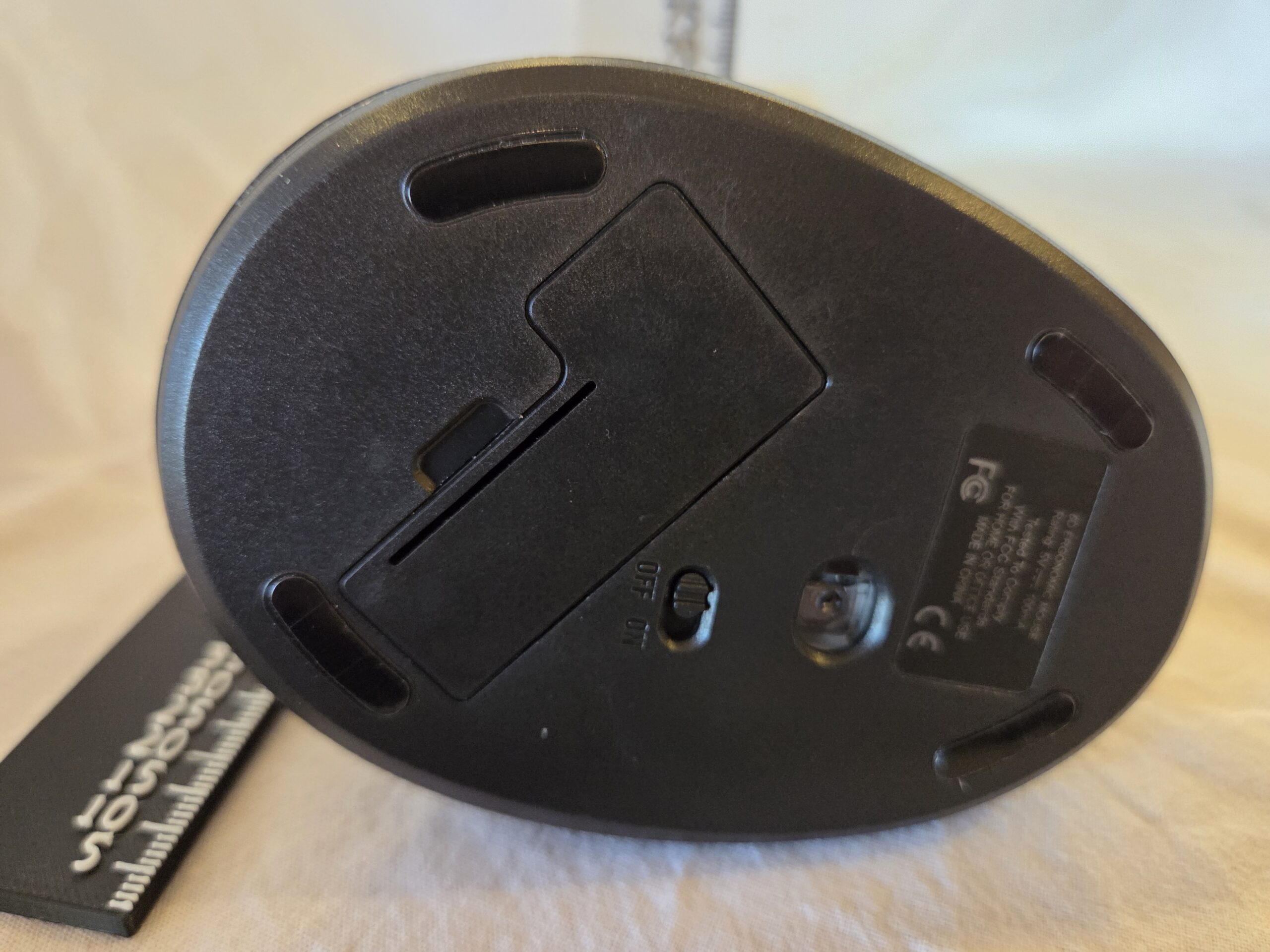 Vistvæn lóðrétt þráðlaus mús