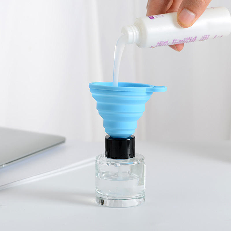 Small Precision Funnel – For Refilling 2-in-1 Screen Cleaner Spray (S & XS Sizes) - Image 2